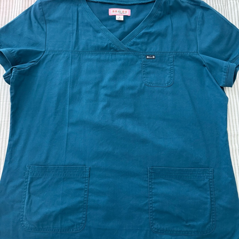 Teal V-Neck Scrub Top